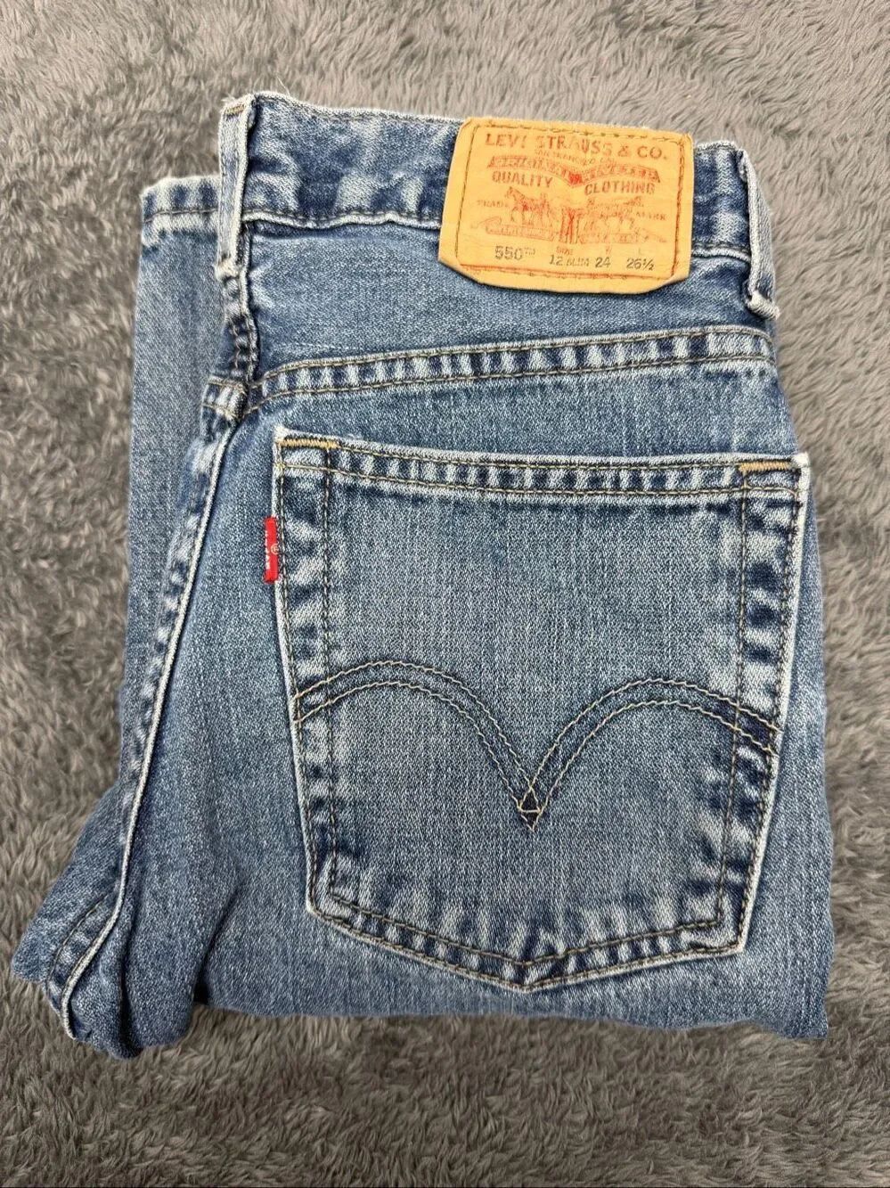 Levi's 550 Relaxed Fit Boys Jeans Size 12 Slim, Size 24x26.5”.